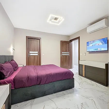 Brand New Luxury 3-bedroom In Appartement *