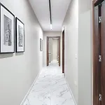 Lejlighed Brand New Luxury 3-bedroom In