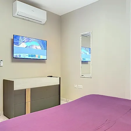 Brand New Luxury 3-bedroom In *