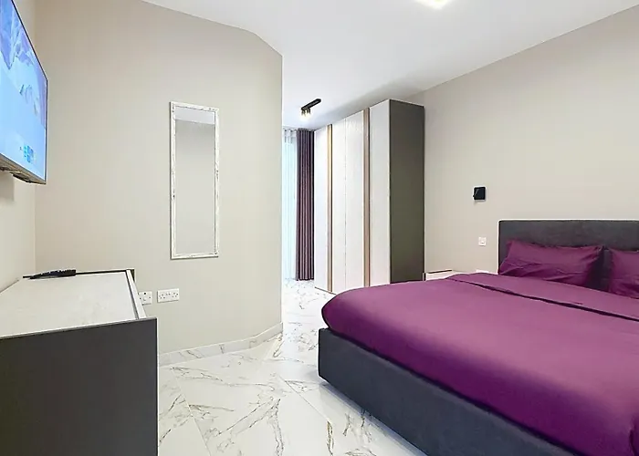 Апартаменты Brand New Luxury 3-bedroom In *