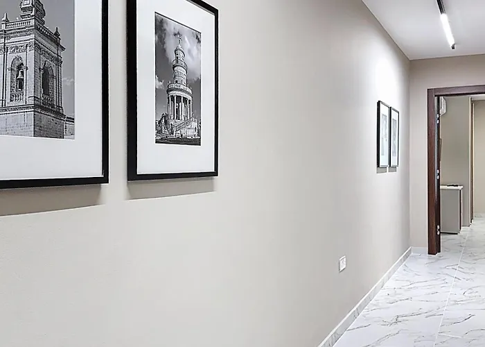 Brand New Luxury 3-bedroom In شقة *